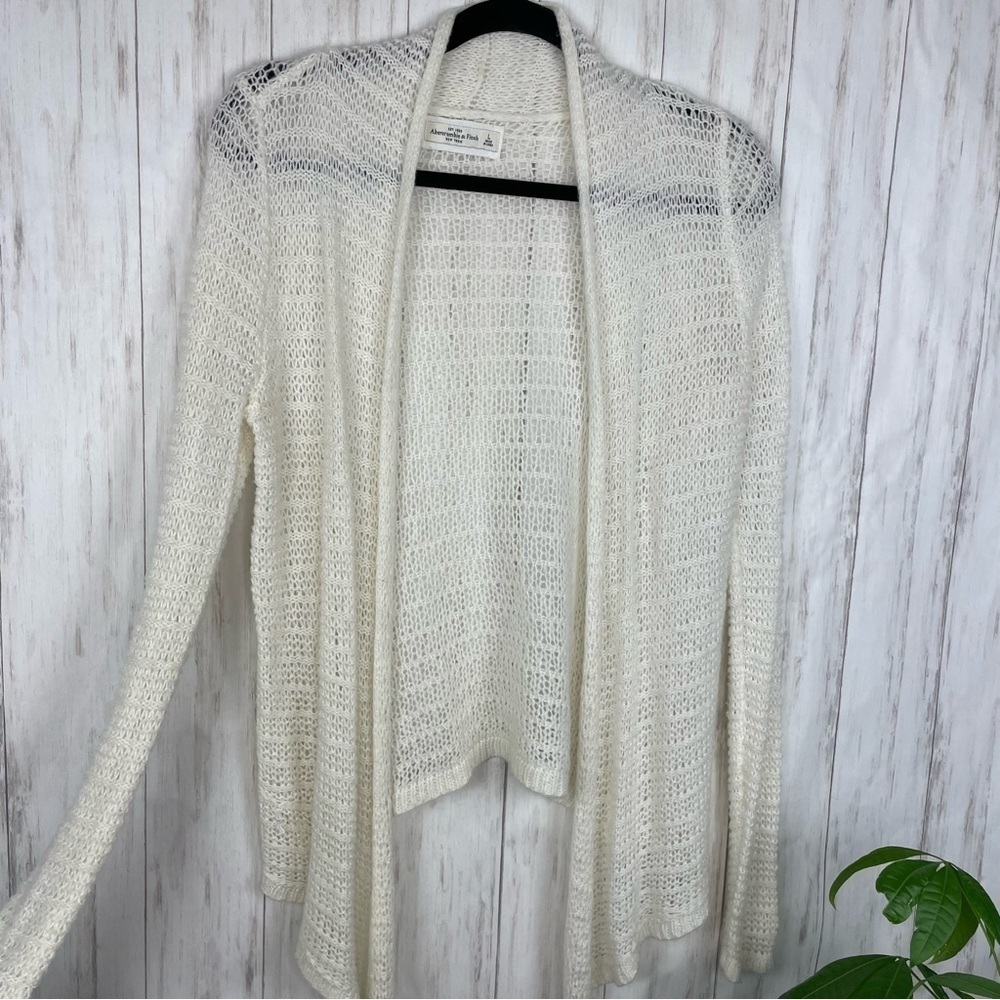 Abercrombie and Fitch open knit cardigan